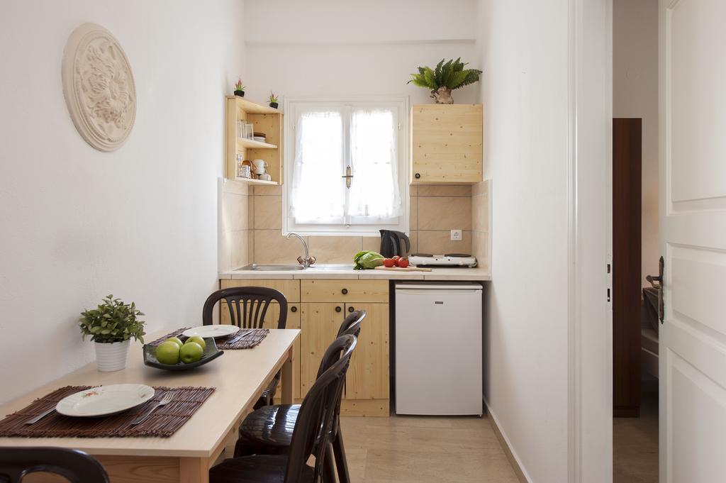 The Orange Garden Apartment Касиопи Екстериор снимка